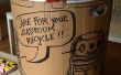Carton et « scène de crime » bande robot poubelle