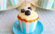 Cupcakes vanille avec Compote de bleuets et de glaçage au fromage à la crème