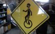 Monocycle traversant signe
