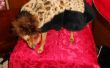 Cheetah chic pleine longueur robe avec chapeau pour chiens Miniture