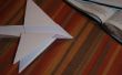 Quatre ailes d’avion en papier