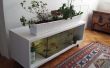 Étagère IKEA transformé en un système de culture aquaponique intérieur