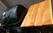 Charbon de bois Grill Conversion avec Tables de chevet de palette