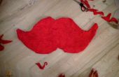 Vieille serviette pour un tapis de sol de moustache