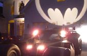 Faire une Batmobile Tumbler et les Batman grandeur nature sur le thème Halloween affichage