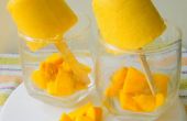 Mango Kulfi glace sans un moule Popsicle