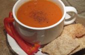 Poivrons rouges rôtis et soupe de tomate à partir de zéro