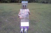 Costume de Robot rétro de Lucy... Fait avec des articles ménagers ! 
