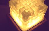 Éternelle lampe Cube creux de noeud. 