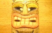Sculpter un masque de Tiki miniature et la couleur à un prix avantageux et respectueux de l’environnement
