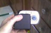 Caméra Kodak Easyshare CX7300 modifiée pour remplacer la porte batterie cassée. 