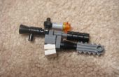 Fusil de LEGO avec la scie à chaîne