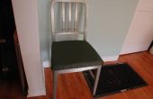Restauration de chaises en aluminium Emeco