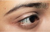 Maquillage pour les yeux or : Étape par étape tutoriel