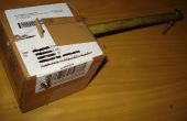 L’arc de diddley électrique incroyablement simple boîte en carton / cajon
