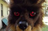 Masque de loup garou réaliste avec yeux lumineux