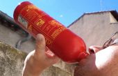 Transformer un extincteur d’incendie dans une bouteille de boisson (survie)