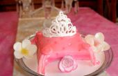 Gâteau oreiller princesse avec diadème comestibles