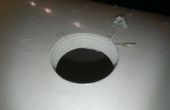 Comment taper un gros trou dans un gros tuyau en PVC