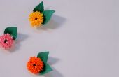 Comment faire des piquants bordées de fleurs à l’aide de papier d’Art Quilling | DIY