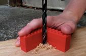 Comment percer des trous droits avec une perceuse à main (à l’aide de Lego)