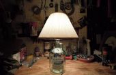 Upcycled vin pichet lampe