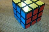 Cube modèle Rubik : pistolet de doigt