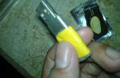 Handle sécurisé pour un bâton de mémoire flash cassé. 