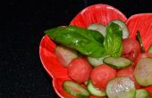 Salade de pastèque & concombre w / Infusion instantanée de basilic