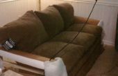 Comment déplacer un canapé à travers une porte étanche: AKA comment démonter un divan. 