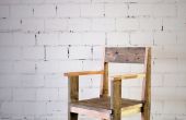Remis en état solide bois chaise