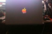 Incorporation d’un ancien logo d’apple dans un Macbook