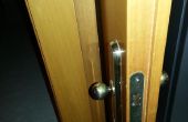 Installer une serrure pour tiroir sur une porte coulissante adaptée Fake