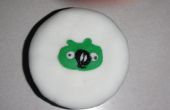 Angry Birds cochon Gourmet végétalien gâteau au chocolat