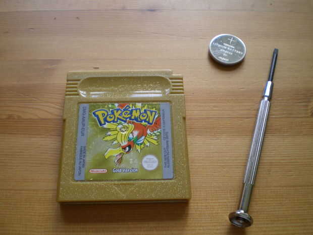 Comment Remplacer La Batterie Dans Un Panier D Or Argent Gameboy Pokemon Etape 1 Vous Aurez Besoin Tubefr Com