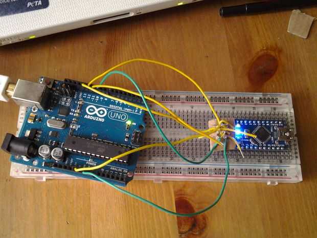 Загрузчик ардуино нано. Прошивка Bootloader Arduino uno. Прошивка бутлоадер ардуино уно. Прошивка загрузчика Arduino Nano через uno. Прошиваем uno через uno.