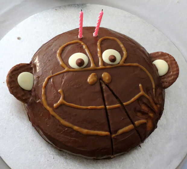 2e Anniversaire Gateau De Singes Tubefr Com